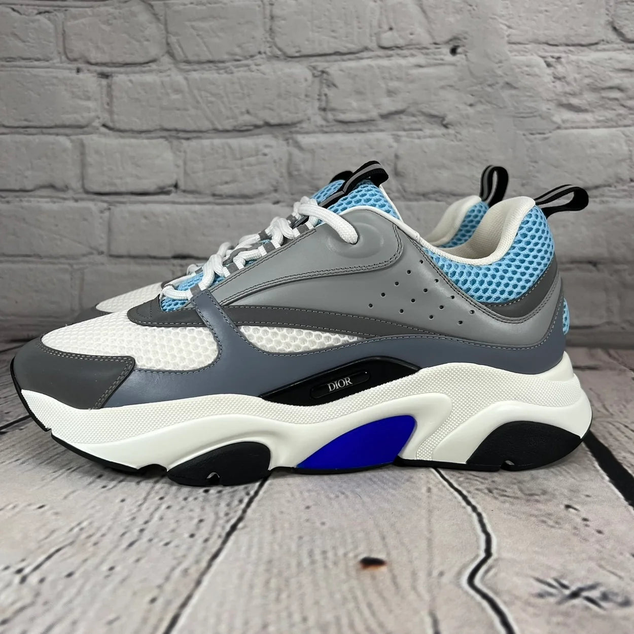 Dior B22 Babyblauw